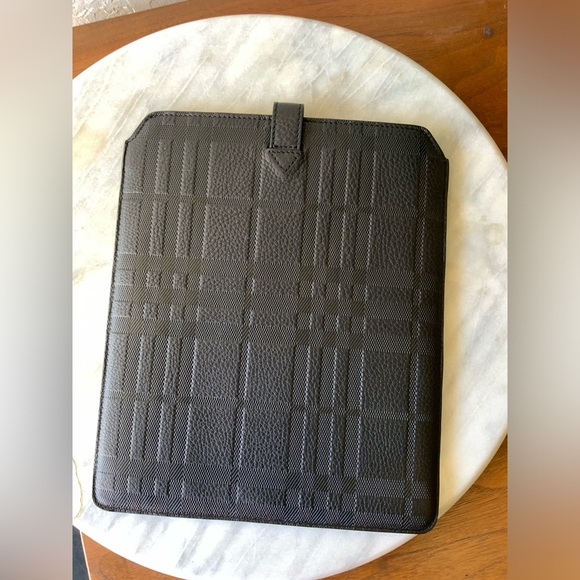 BURBERRY tablet case - Picture 2 of 11